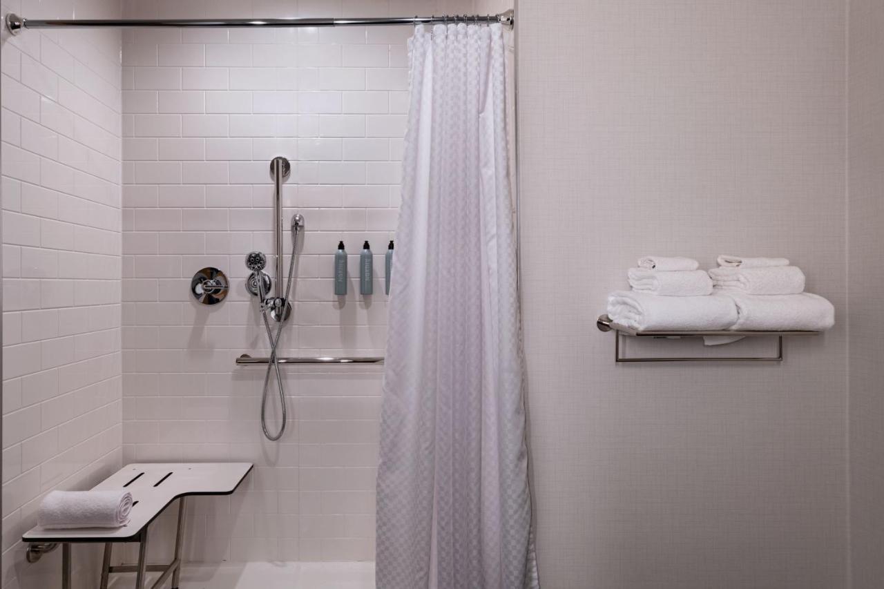 Four Points By Sheraton Worth North 3*